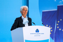 Premiere bei der EZB? Möglicherweise senkt Lagardes Team die Zinsen früher als die US-Kollegen