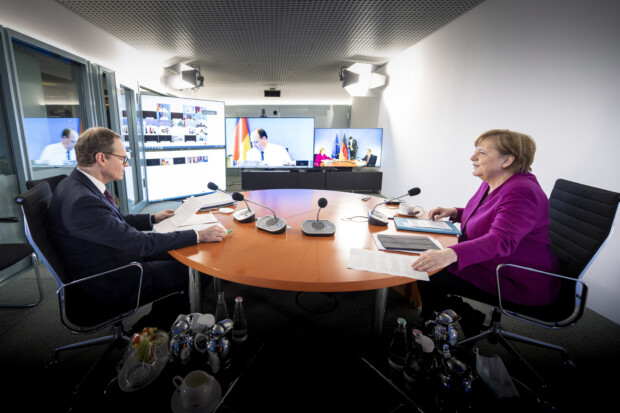 Bundeskanzleramt: Keine Wortlautprotokolle zu Corona-Konferenzen