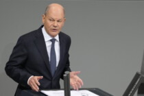 Olaf Scholz nutzt Parlament für Schulden-Propaganda