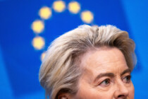 Kritik an von der Leyen wird lauter